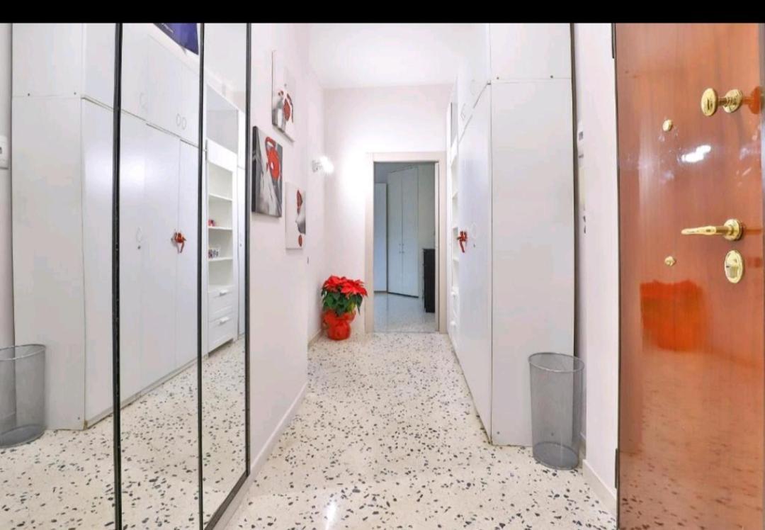 Casa Vacanza Arcangeli Σαλέρνο Εξωτερικό φωτογραφία