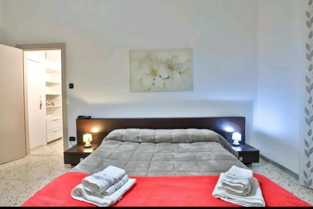 Casa Vacanza Arcangeli Σαλέρνο Εξωτερικό φωτογραφία